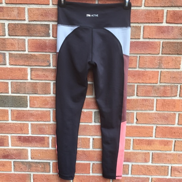 New Zyia Active Black Colorblock High-Rise Cropped Leggings size 4 - Picture 2 of 9